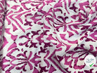 VISCOSE SATIN TISSU IMPRIMÉ TACHES FUCHSIA - My Little Coupon