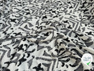 VISCOSE SATIN TISSU IMPRIMÉ TACHES NOIR - My Little Coupon