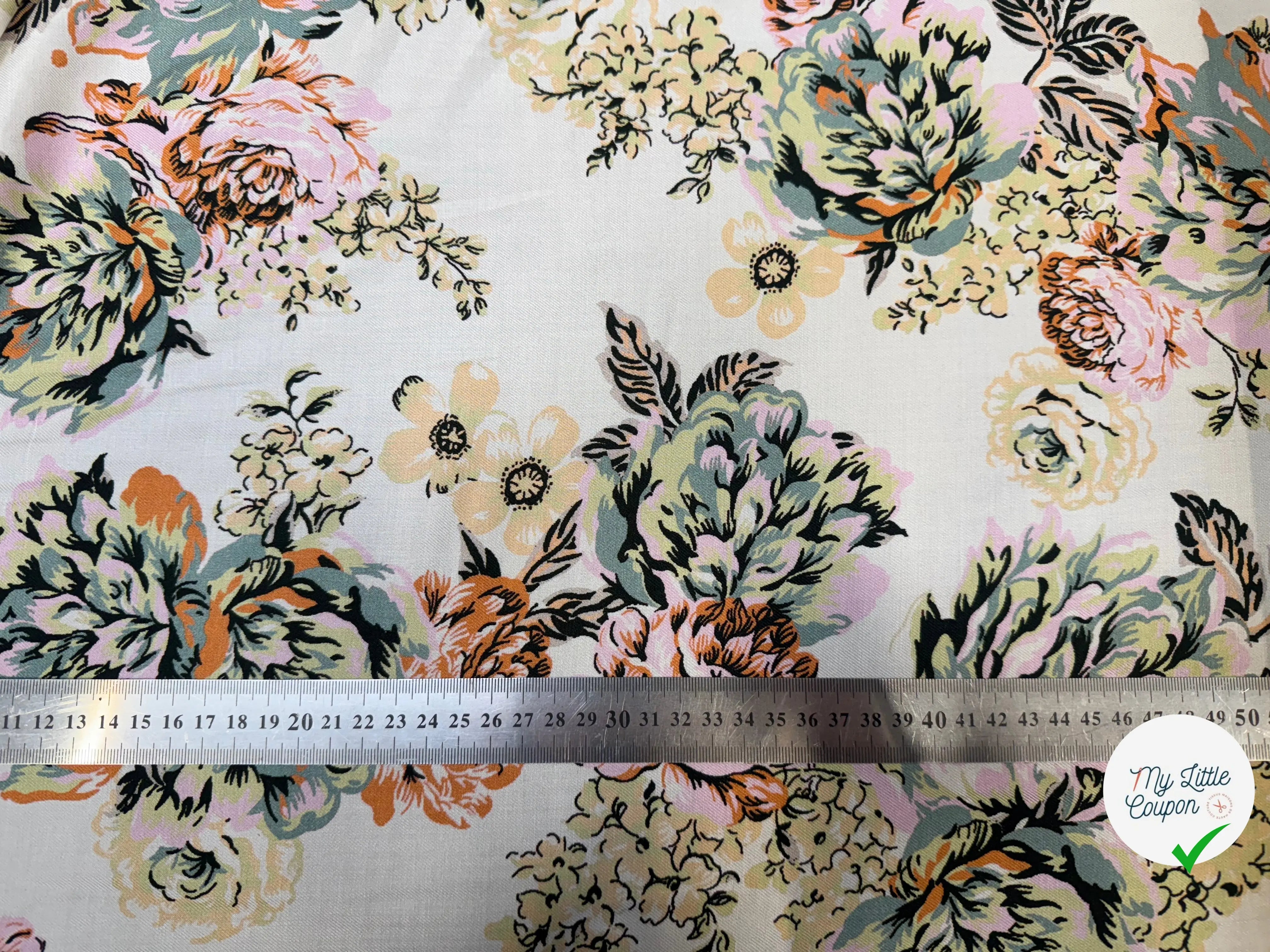 VISCOSE SERGÉE IMPRIMÉE PRINTEMPS LÉGÈREMENT SATINÉ - My Little Coupon