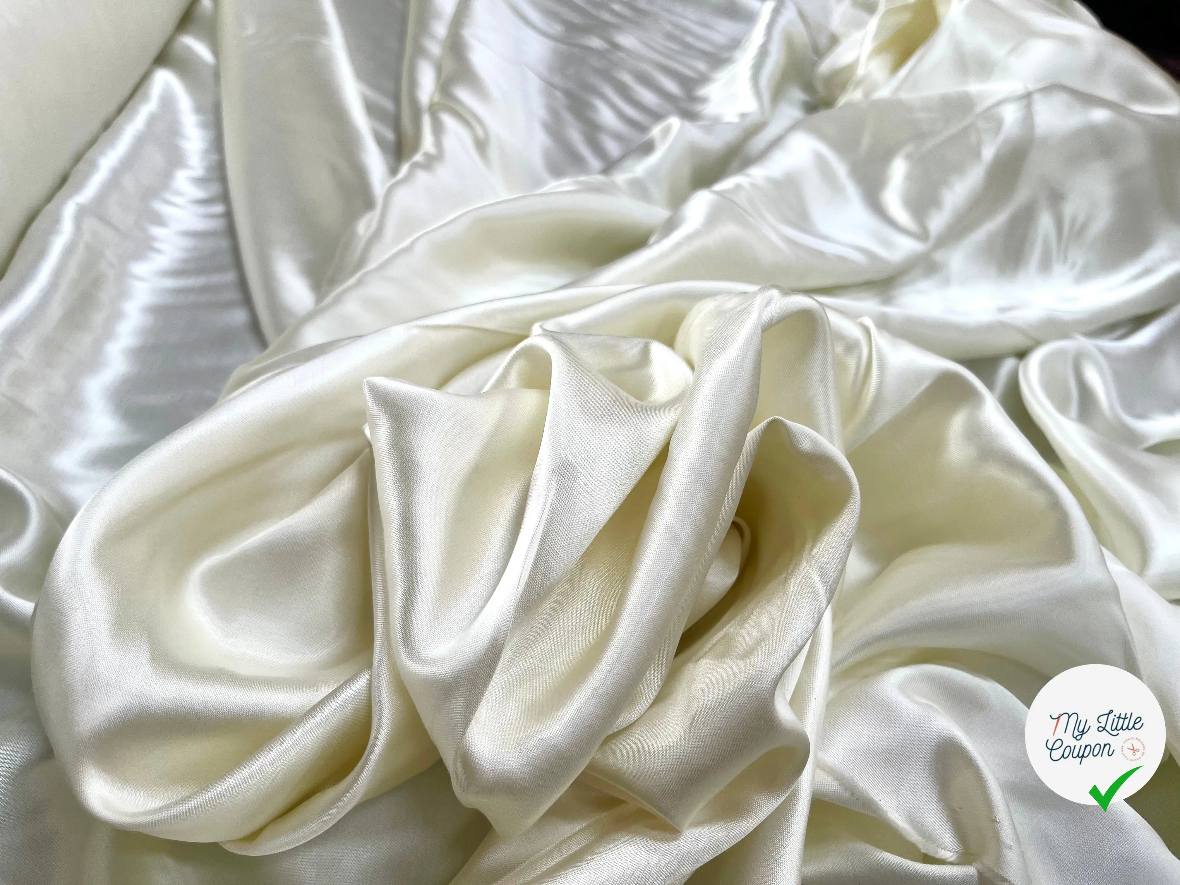 VISCOSE UNI BEIGE SATINÉ SERGÉE - My Little Coupon
