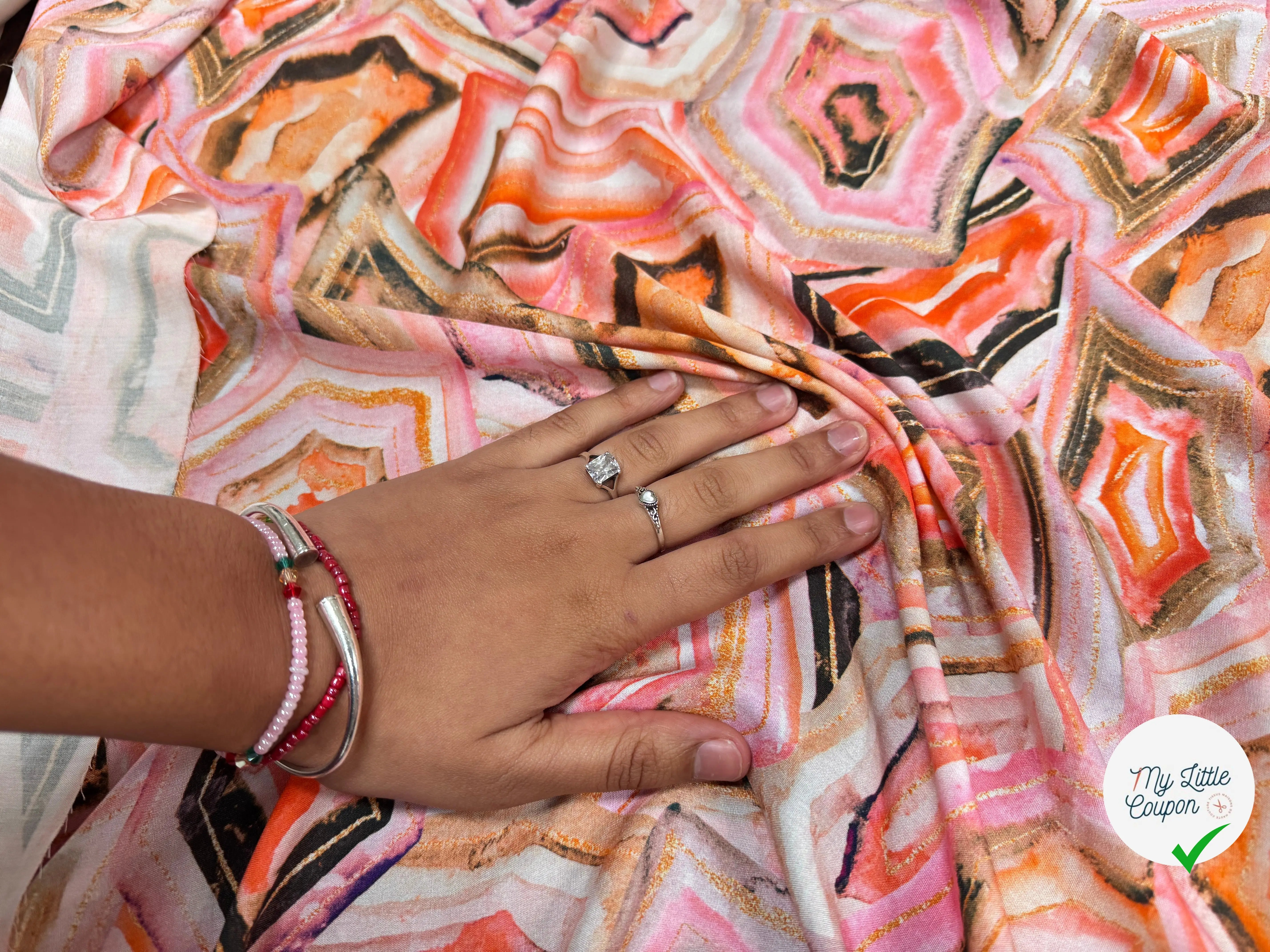 VISCOSE WOVEN DIGITAL STYLEZ GEOMETRIC - My Little Coupon