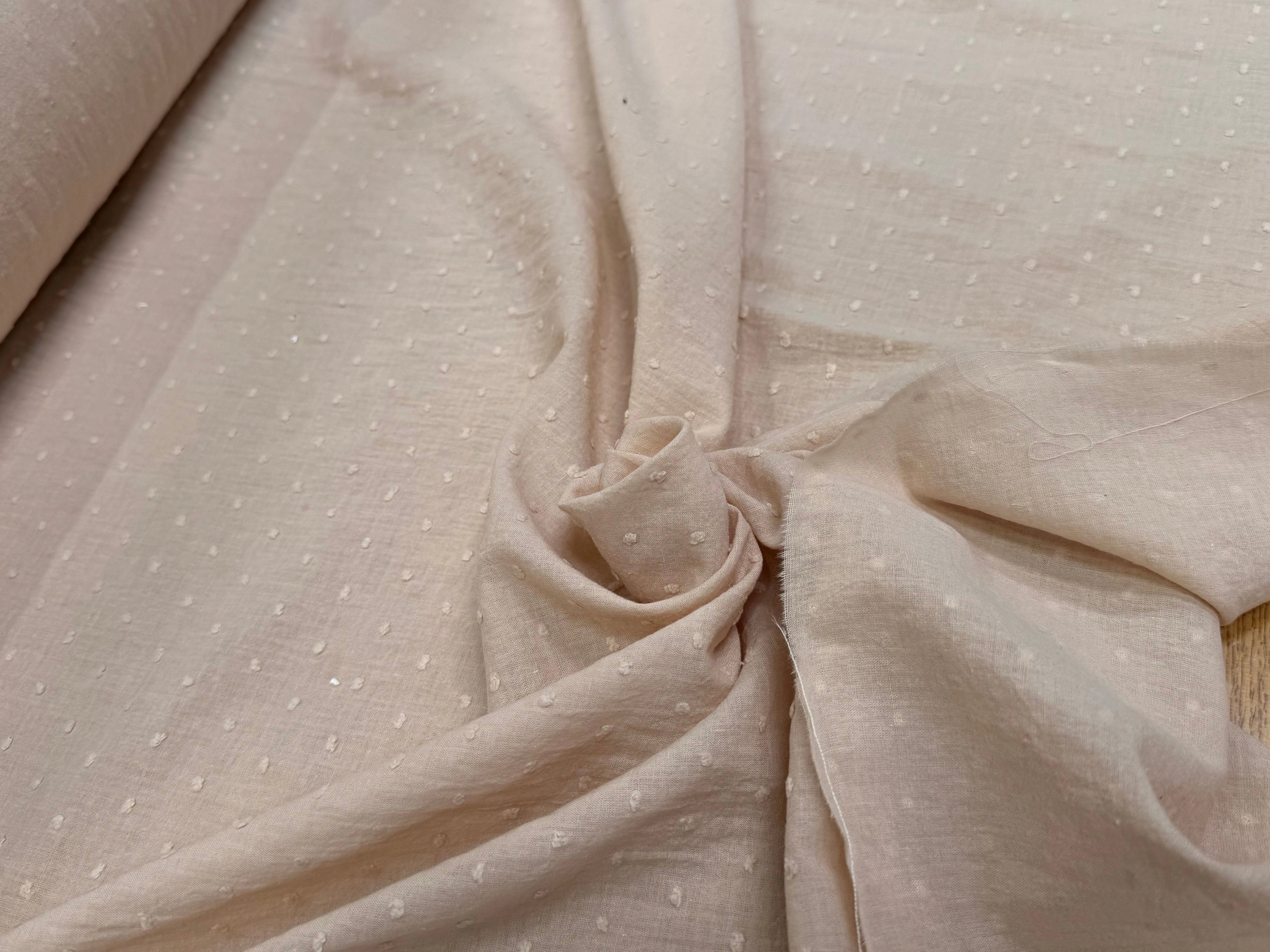 VOILE COTON PLUMETIS BEIGE CREME - My Little Coupon