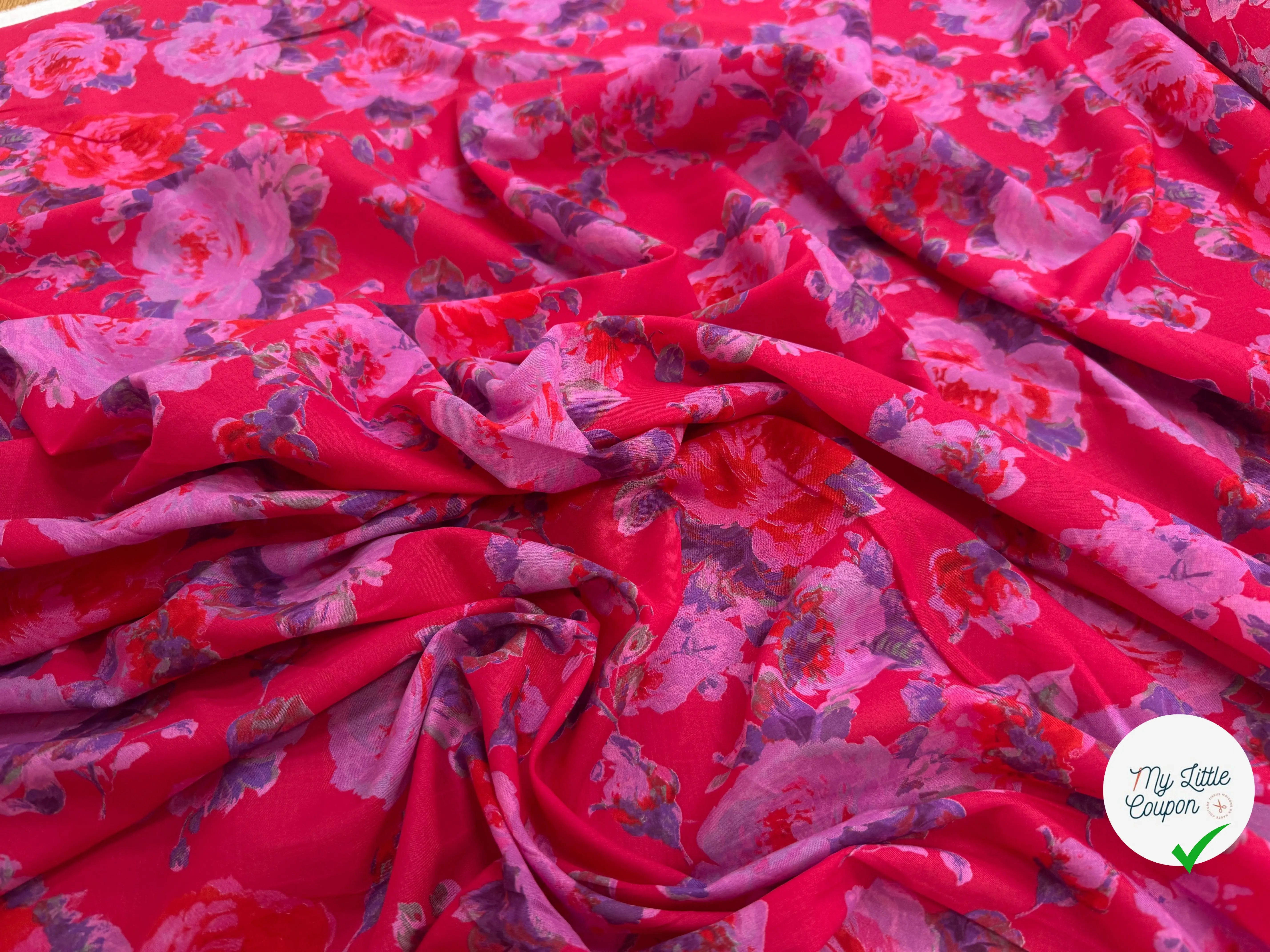 VOILE COTON ROUGE AVEC FLEURS VIOLET - My Little Coupon