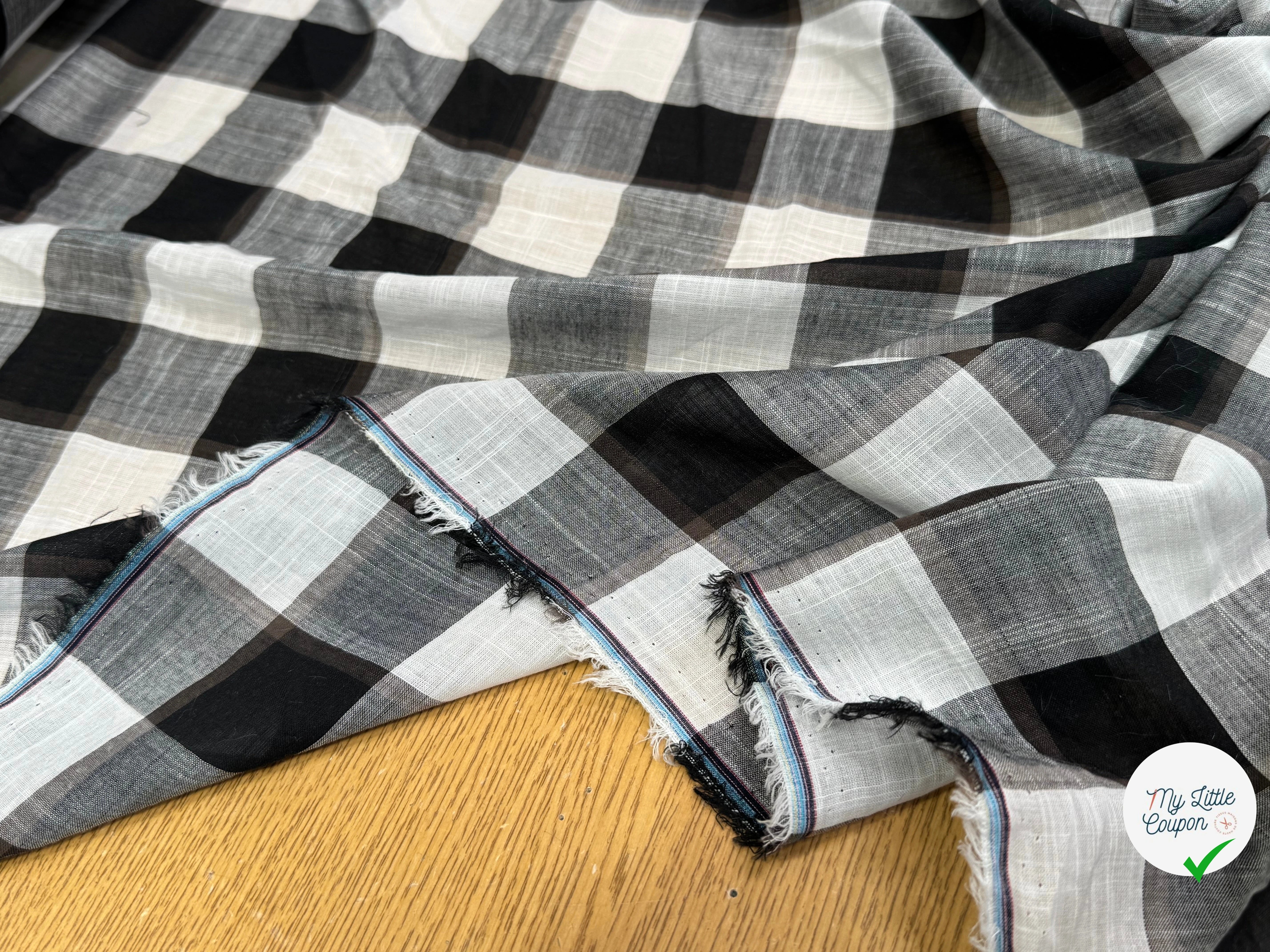 VOILE DE COTON CARREAUX BLANC ET NOIR - My Little Coupon