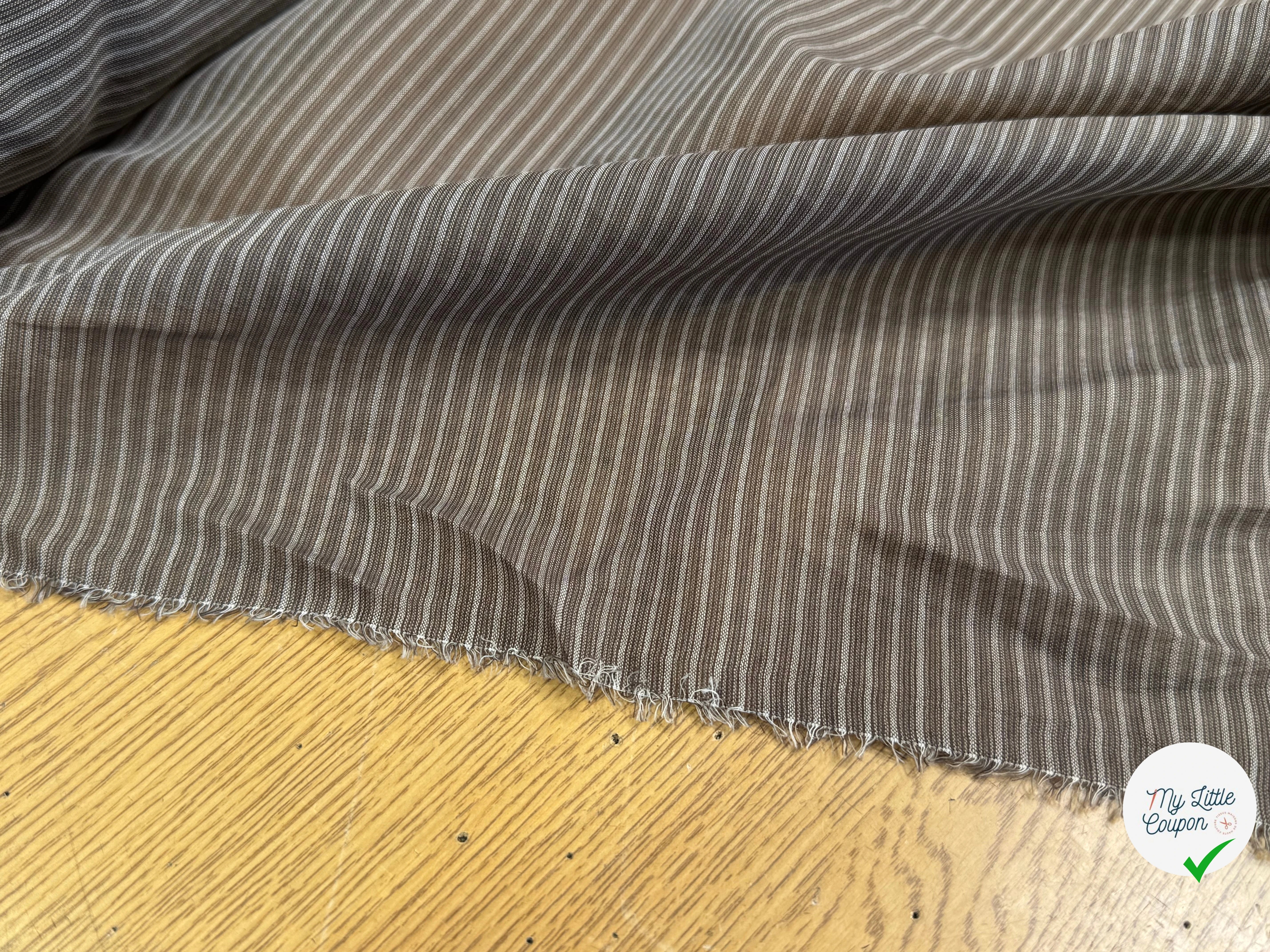 VOILE DE COTON FLUIDE GRIS FINES RAYURES 170CM - My Little Coupon