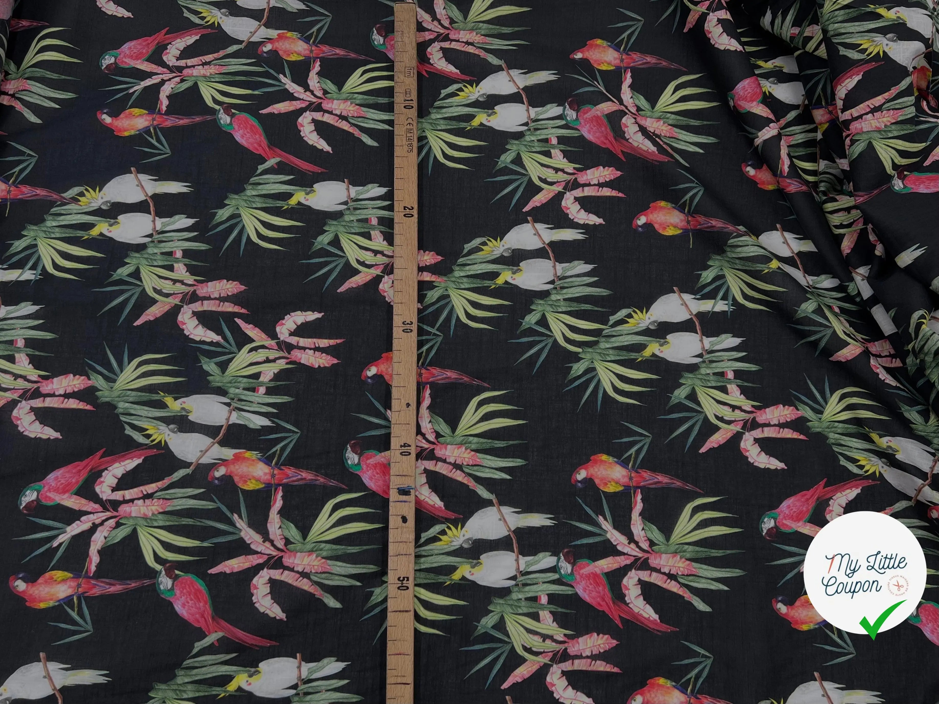 VOILE DE COTON IMPRIMÉ CACATOÈS FOND NOIR - coupon de tissu de 3 mètres - My Little Coupon - tissu - coudre