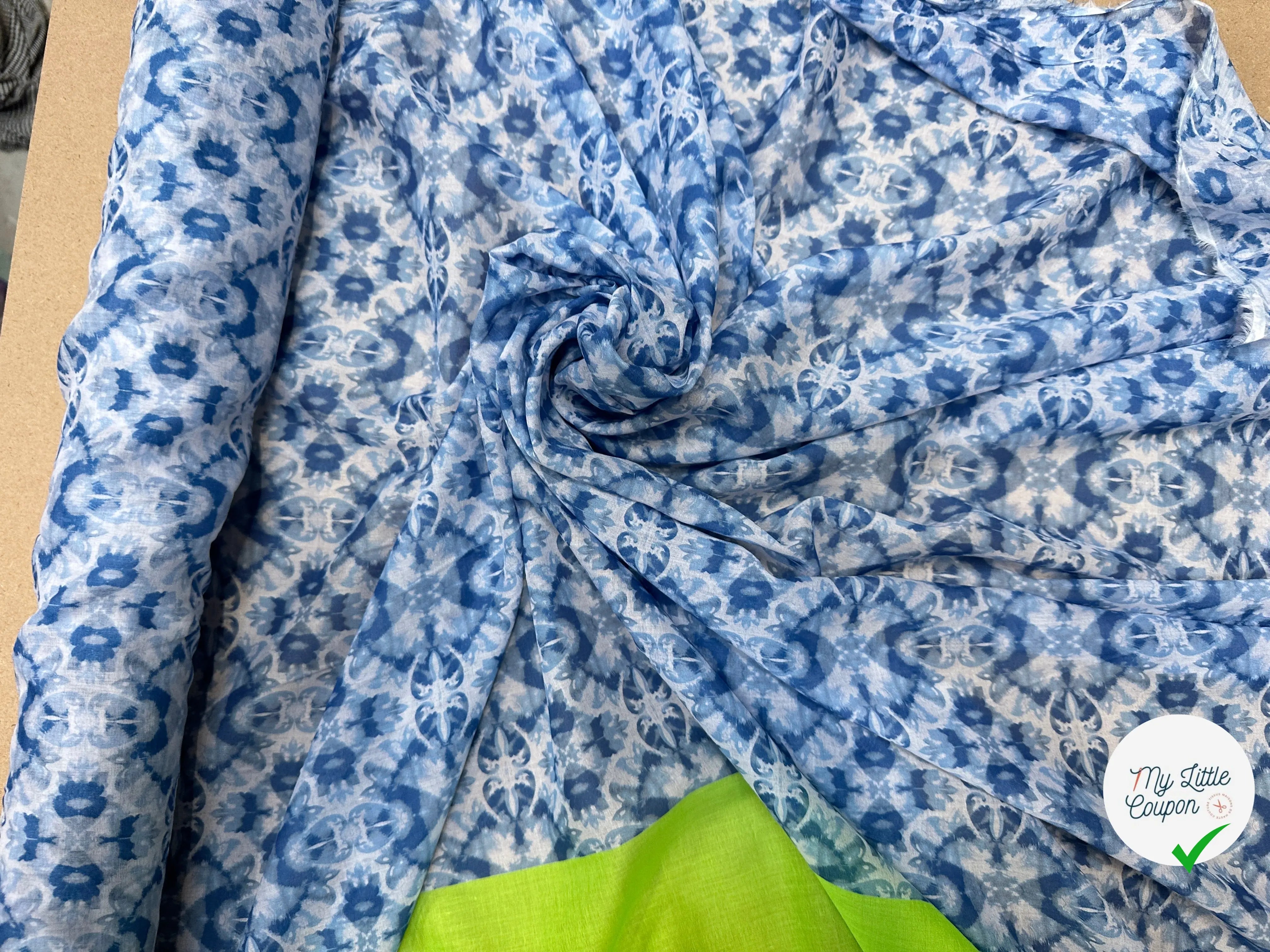 VOILE DE COTON LA VIE EN BLEU BASE VERTE - My Little Coupon