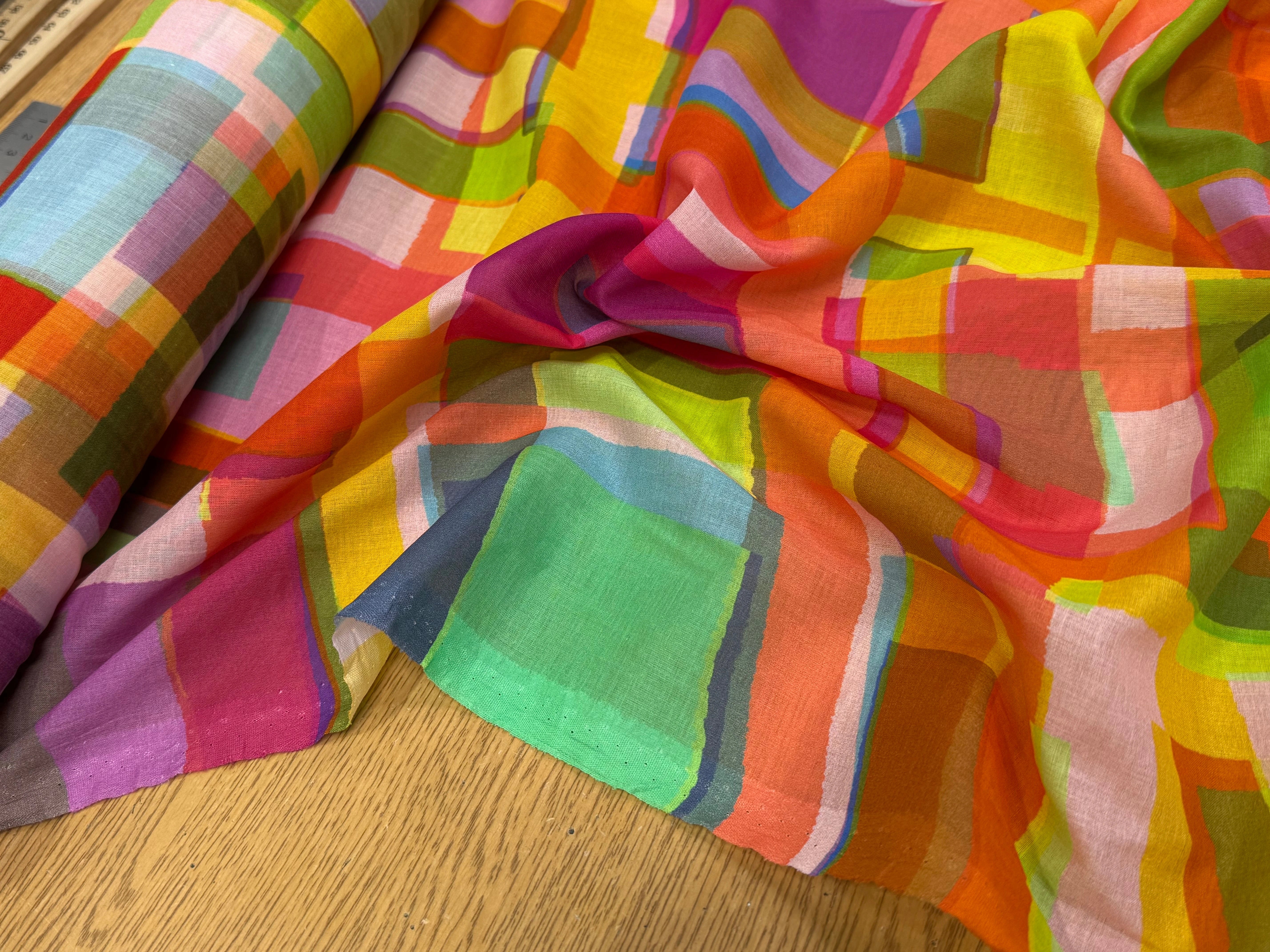 VOILE DE COTON LEGER PLEXI IMPRIMÉ CARREAUX MULTICOLORE - My Little Coupon