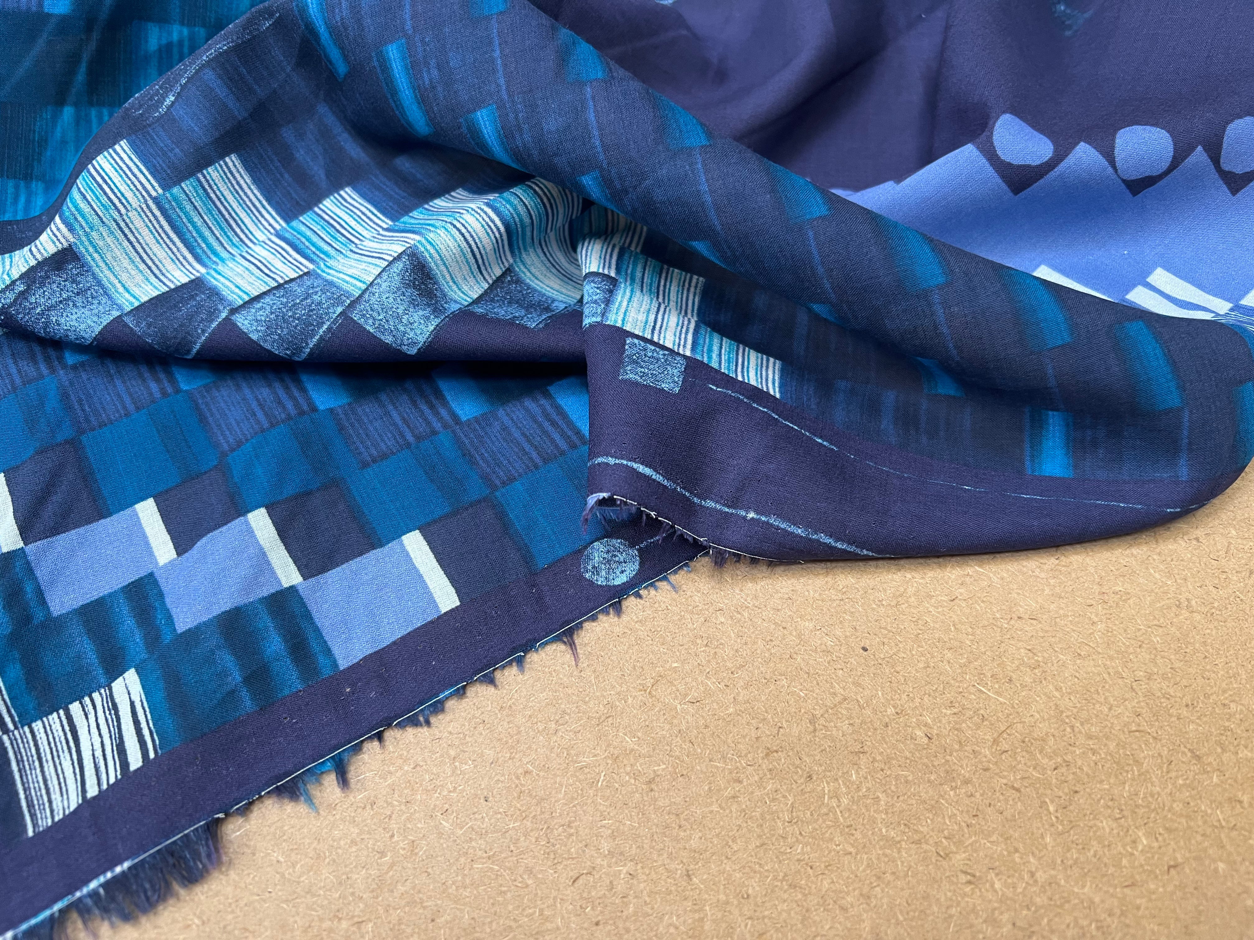 VOILE DE COTON ORIGAMI DE COULEUR FOND BLEU - My Little Coupon