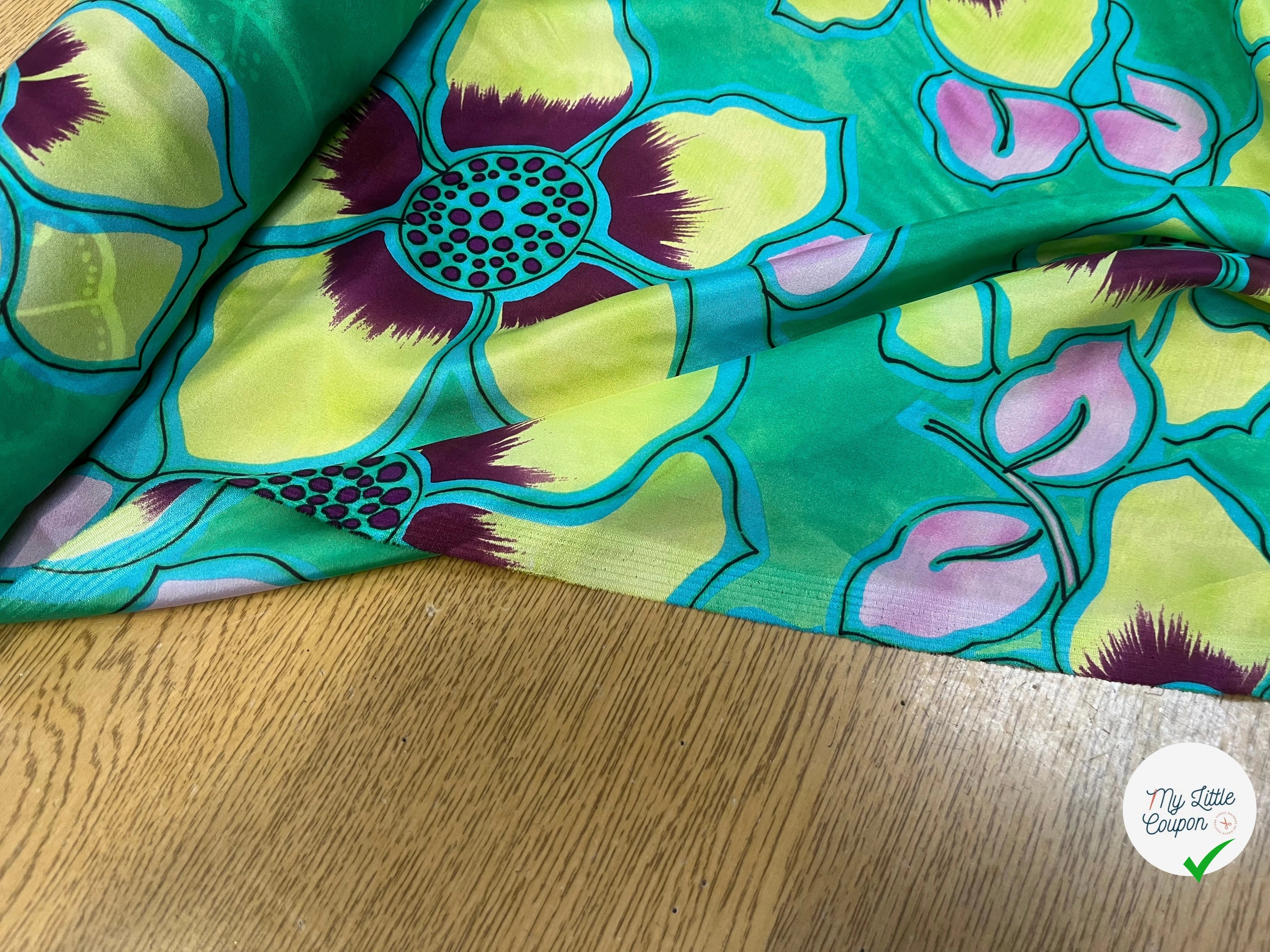 VOILE DE COTON SOIE SATINÉ  IMPRIMÉE JAUNE ET VIOLETTE ASSEZ TRANSPARENTE - My Little Coupon