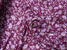 VOILE VISCOSE FOND BORDEAUX MOTIF FLEURS ROSE PALE - My Little Coupon
