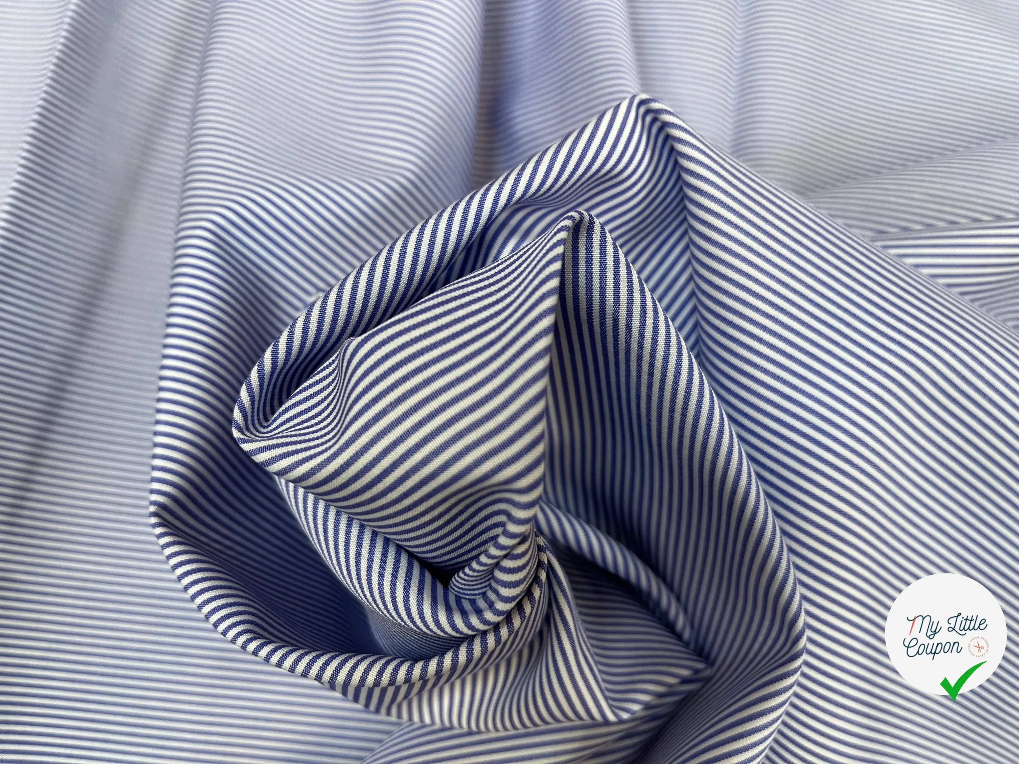 POPELINE DE COTON À RAYURE BLEU ET BLANC - My Little Coupon