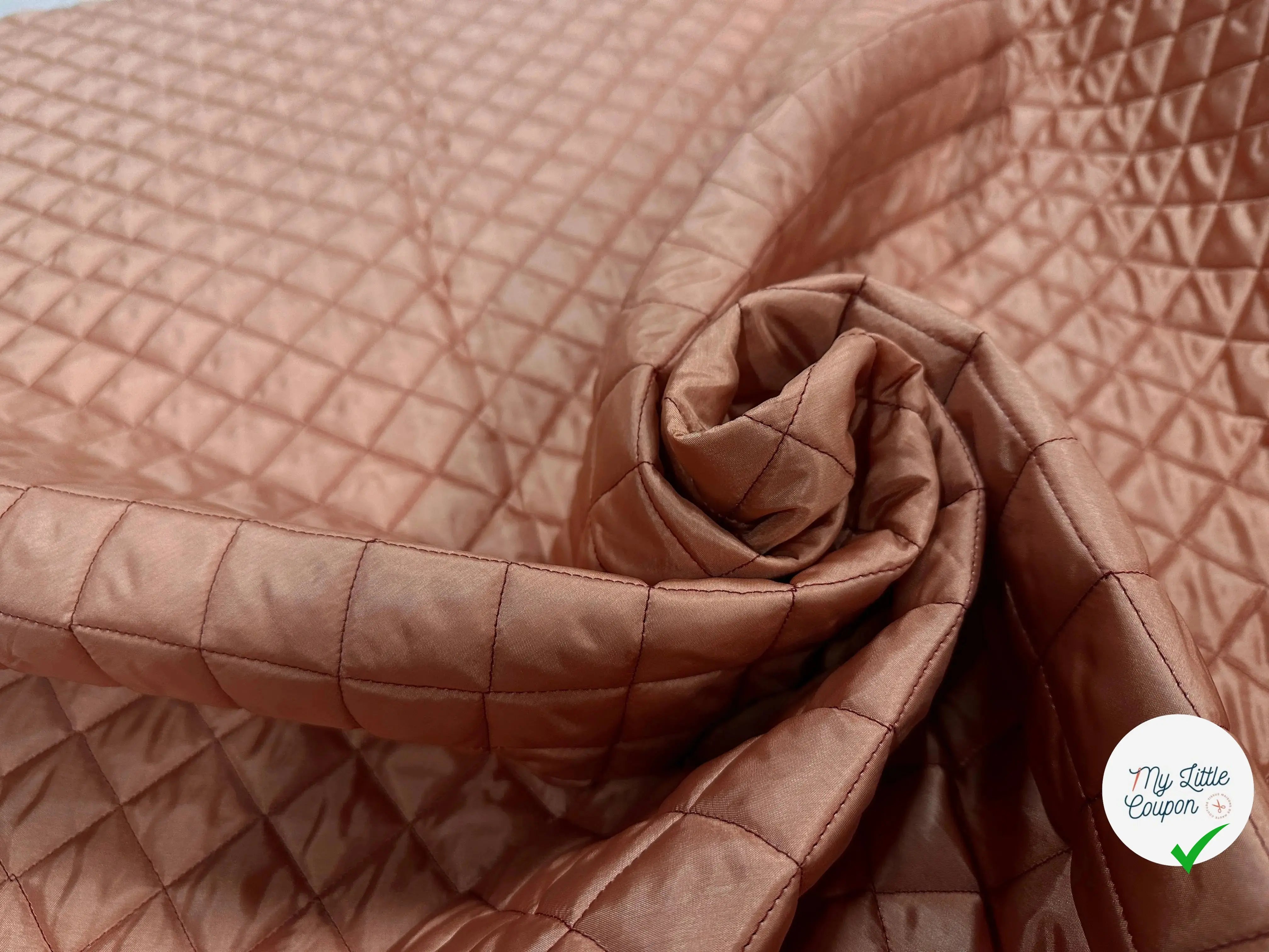 TISSU MATELASSÉ DOUDOUNE CHIC MATELASSAGE FRANÇAIS SIMPLE FACE MLC INTERN