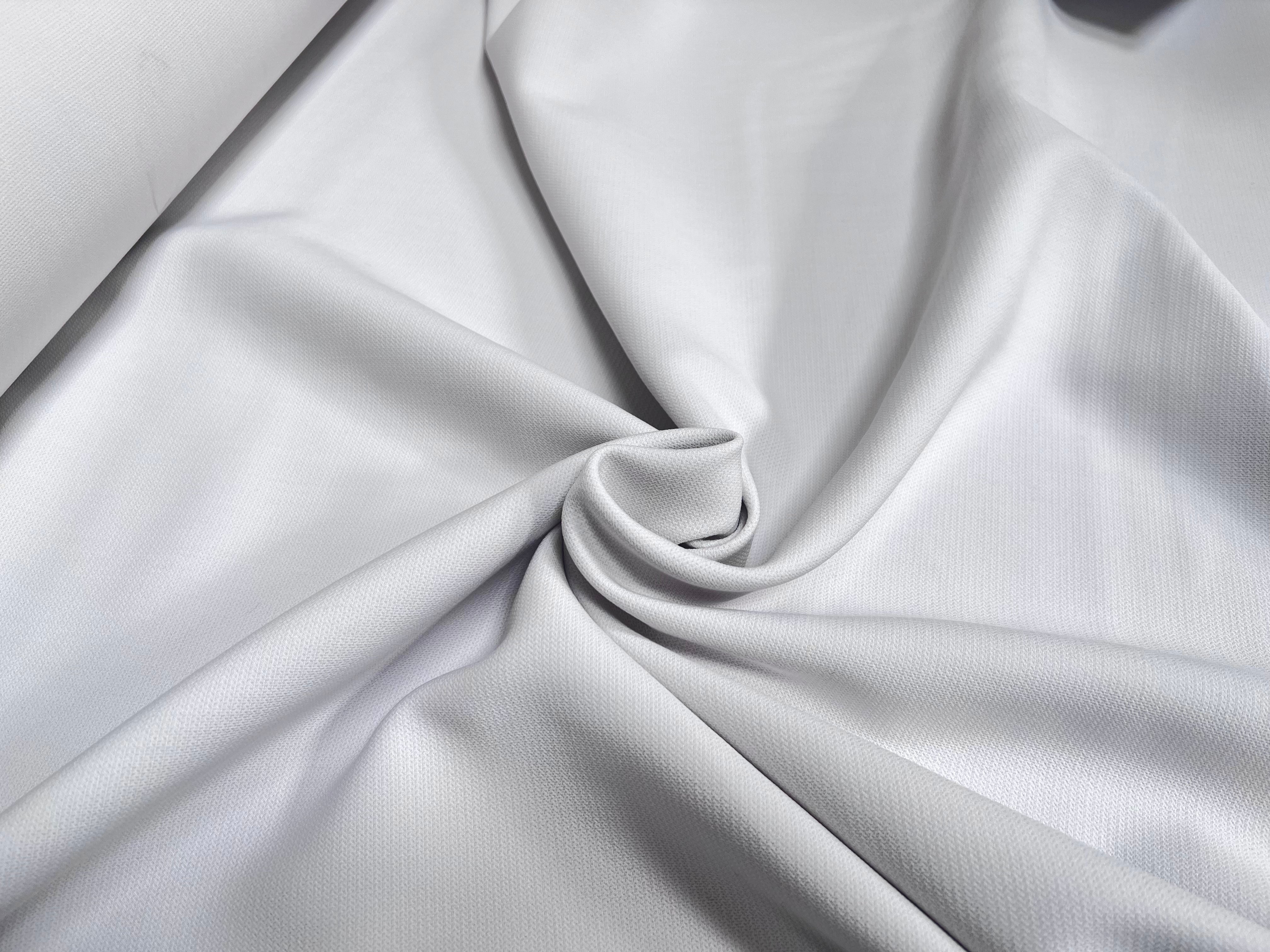 TOILE DE COTON BLANCHE TRÈS LÉGÈREMENT BLEUTÉE - My Little Coupon