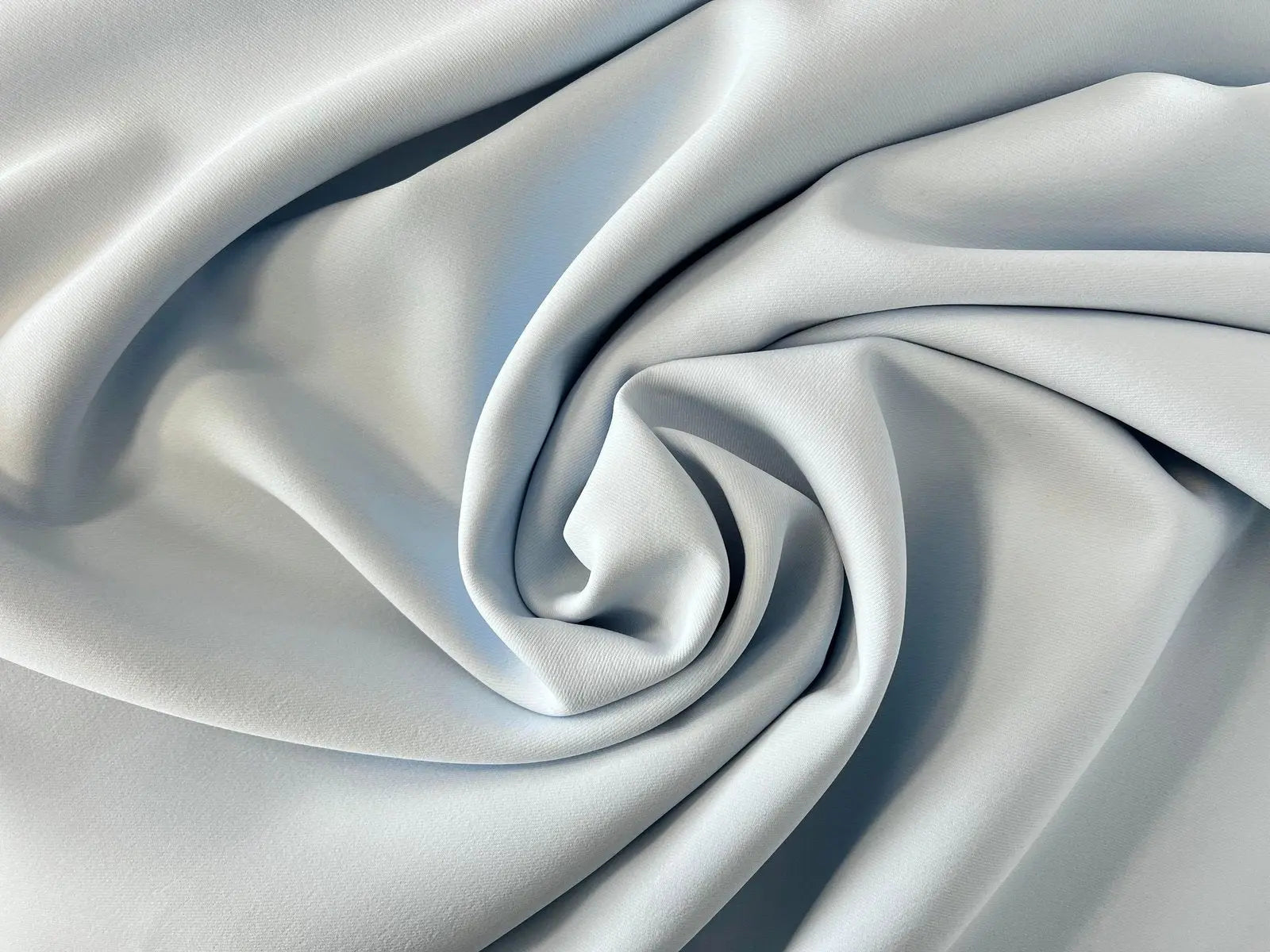 GABARDINE POLYESTER PRESTIGE BLEU LAYETTE - My Little Coupon - tissu - coudre