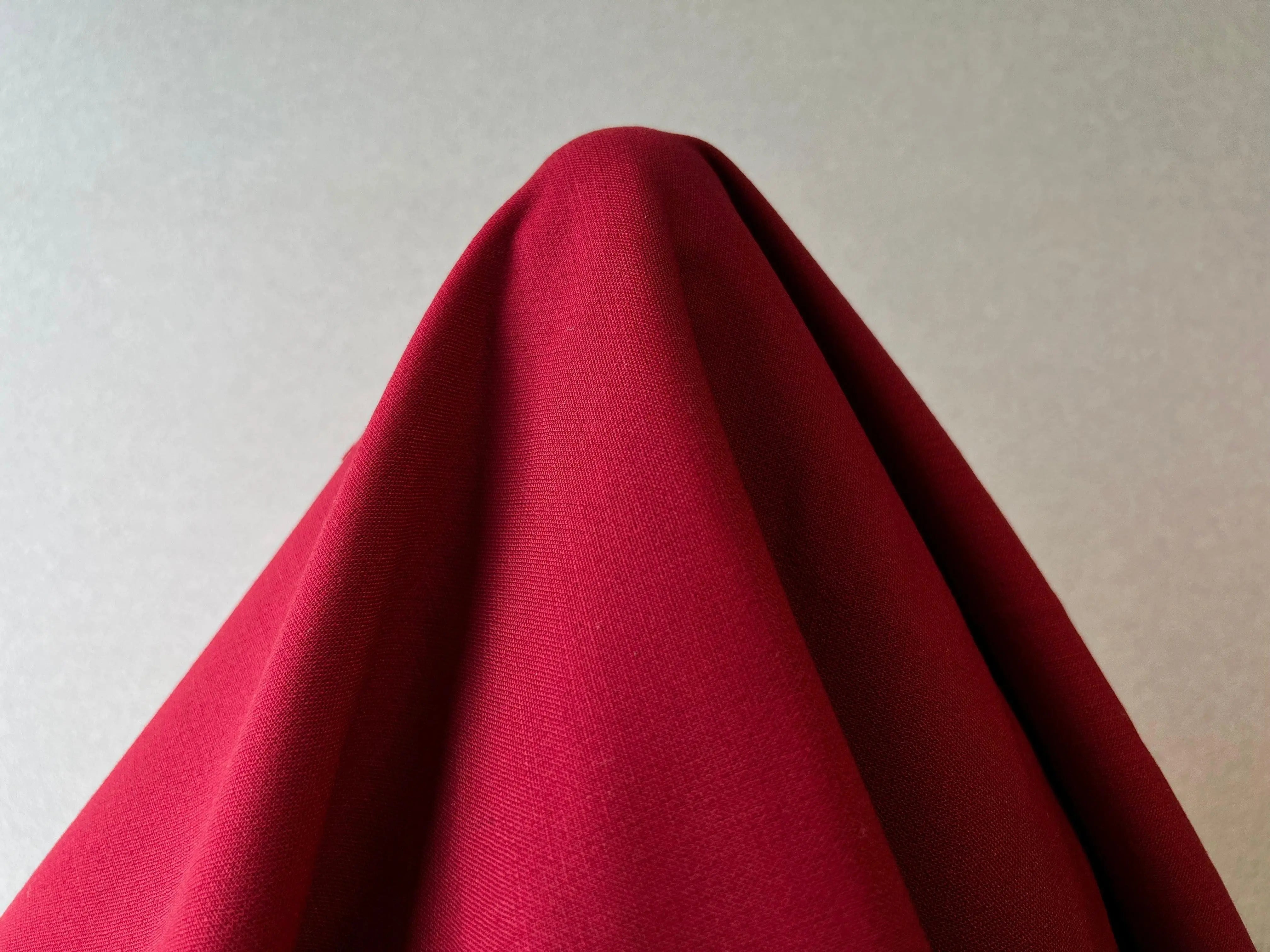 GABARDINE POLYESTER PRESTIGE JAPON ROUGE AMOUREUX - My Little Coupon - tissu - coudre