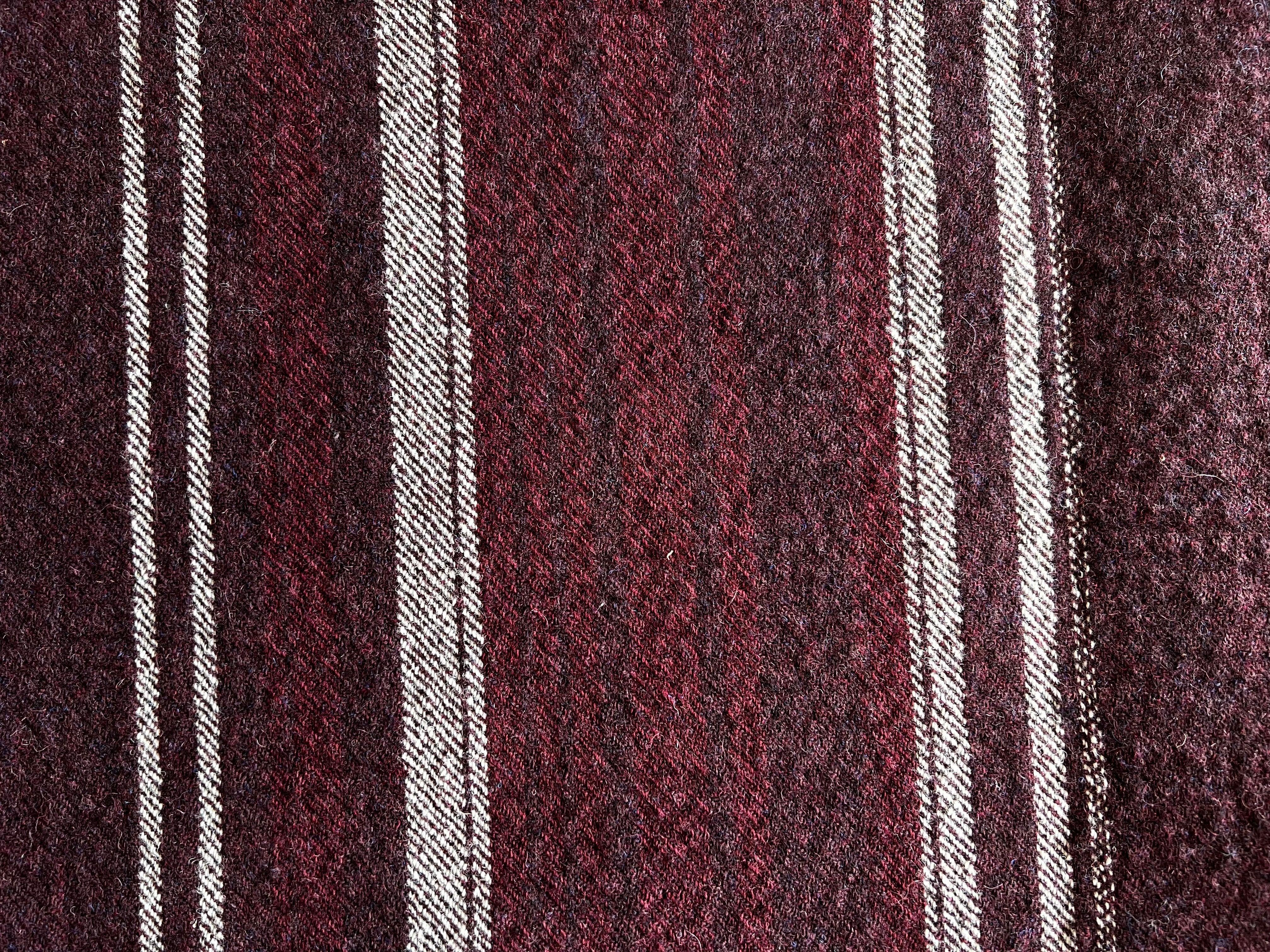 LAINAGE GRUNGE Á RAYURES IRRÉGULIÈRES FOND BORDEAUX - coupon de 3 mètres - My Little Coupon - tissu - coudre