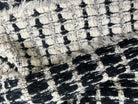 LAINAGE MANTEAU BOUCLETTE RECTANGLE BLANC CASSÉ SUR FOND NOIR - My Little Coupon - tissu - coudre