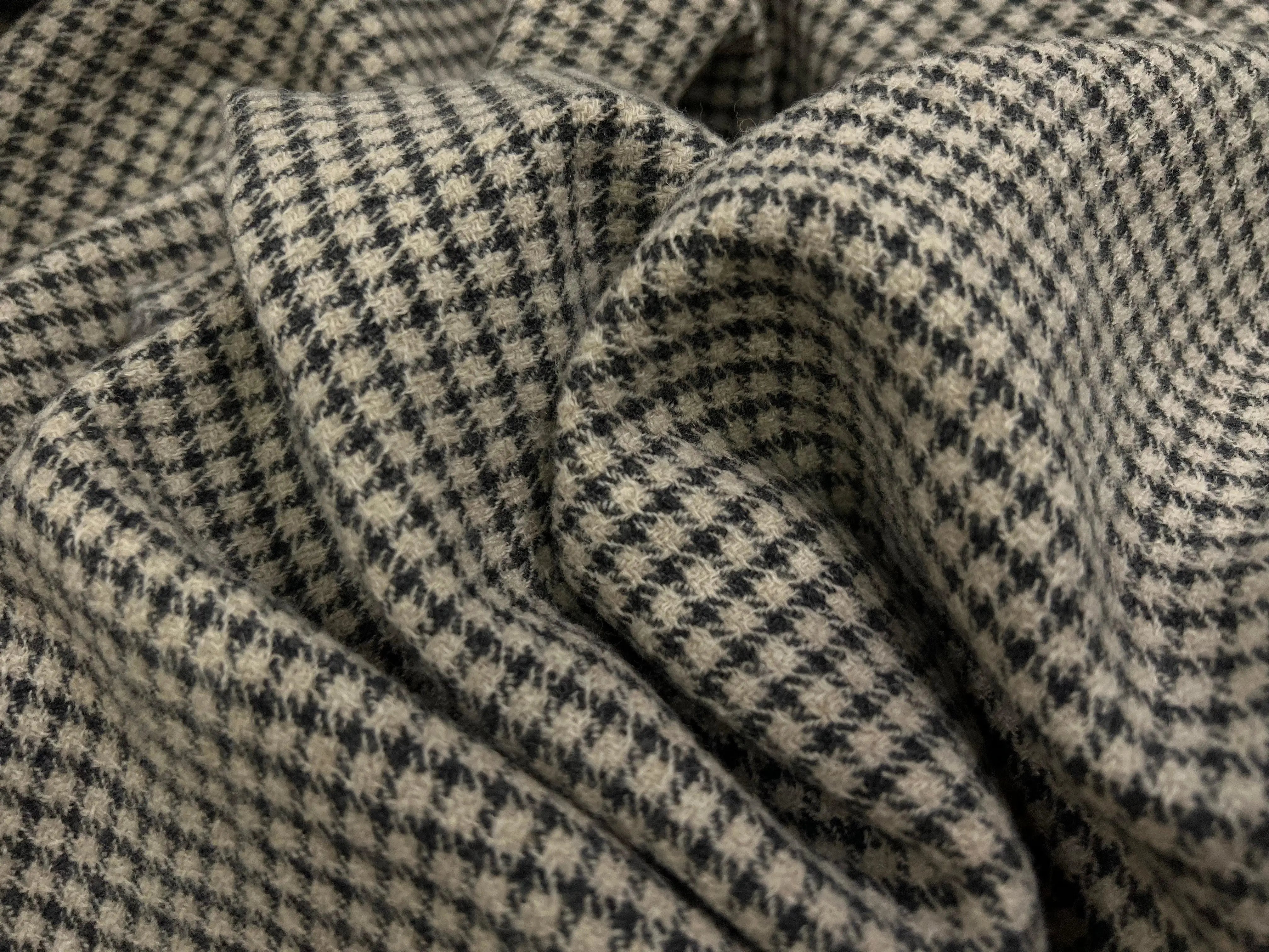 LAINAGE MANTEAU NID D'ABEILLE NOIR ET BEIGE - My Little Coupon - tissu - coudre