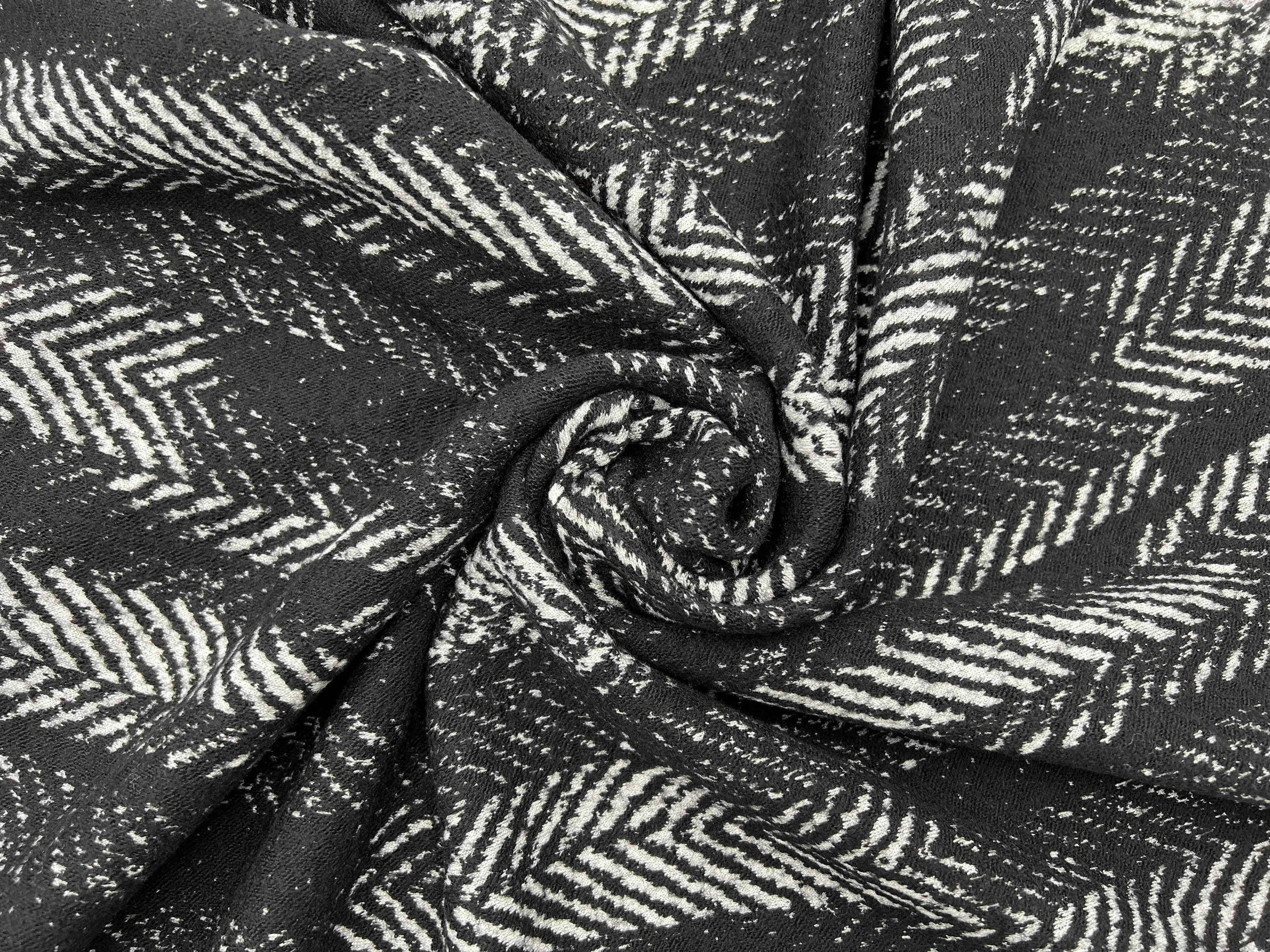 MAILLE JACQUARD BICOLORE MOTIF CHEVRONS - My Little Coupon - tissu - coudre