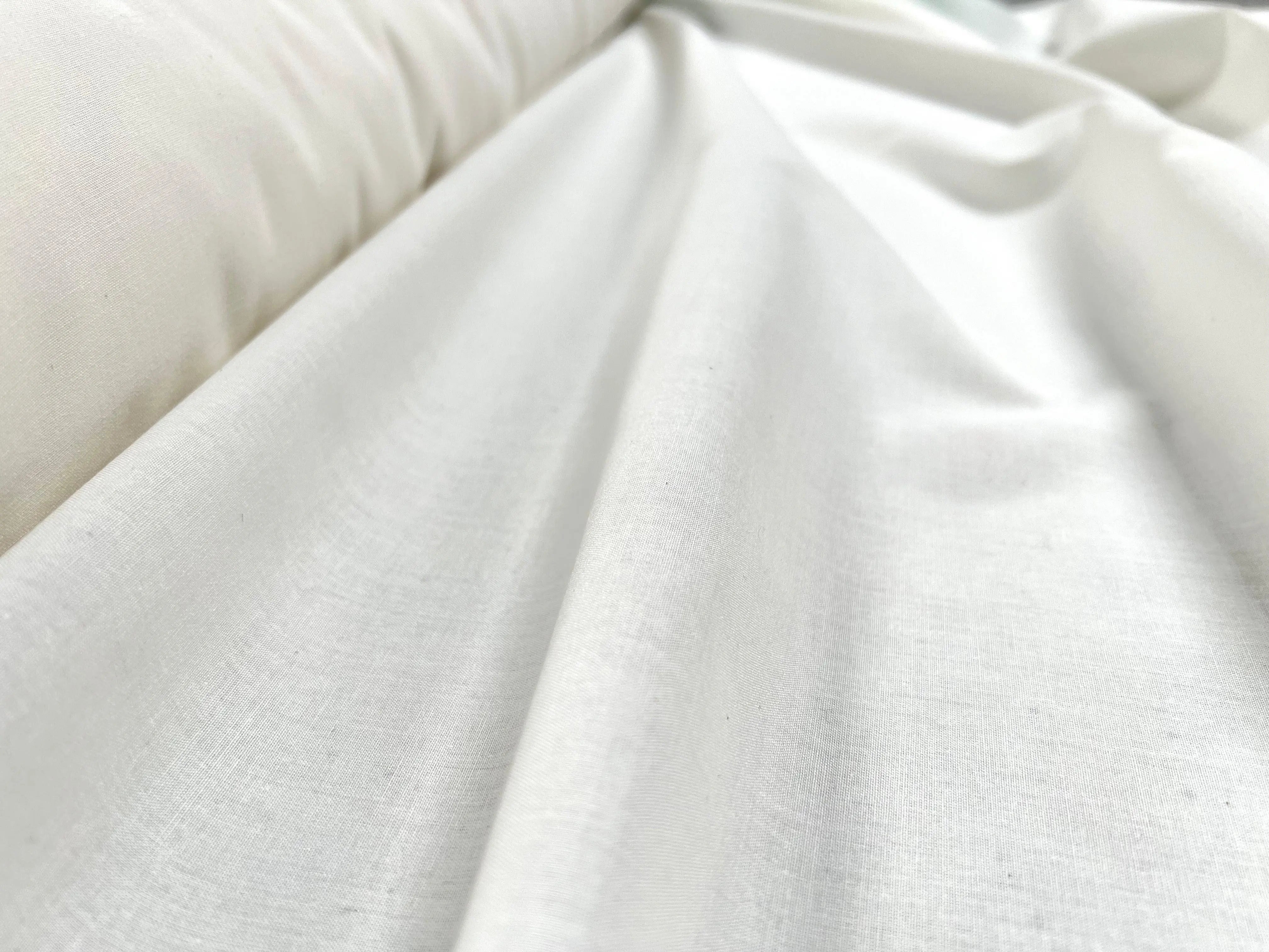 PERCALE DE COTON BLANCHE LÉGÈREMENT CASSÉ - My Little Coupon - tissu - coudre