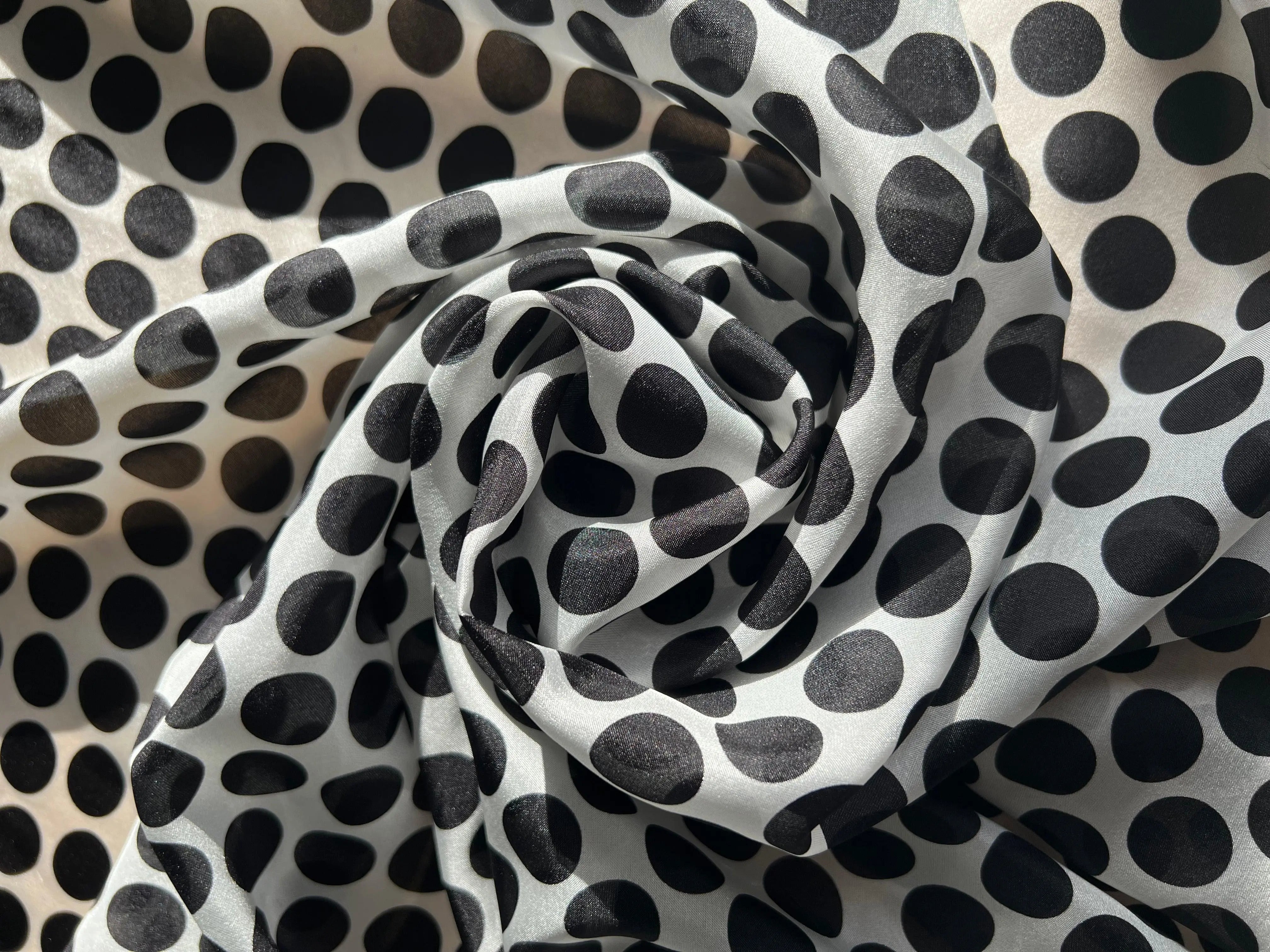 PONGÉ DE SOIE FOND BLANC POIS - My Little Coupon - tissu - coudre