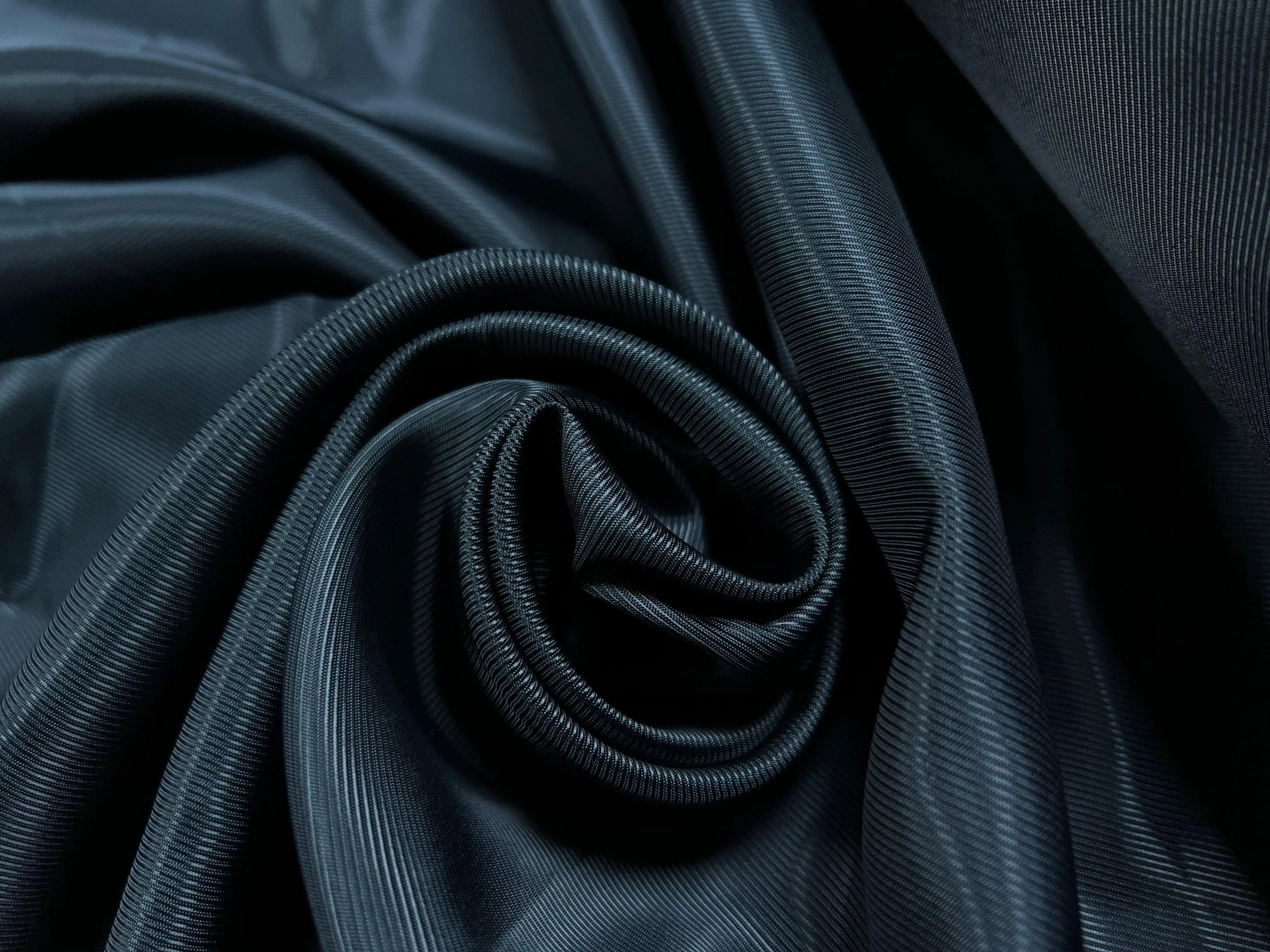 SATIN VISCOSE BLEU SARCELLES - coupon de tissu de 3 mètres - My Little Coupon - tissu - coudre