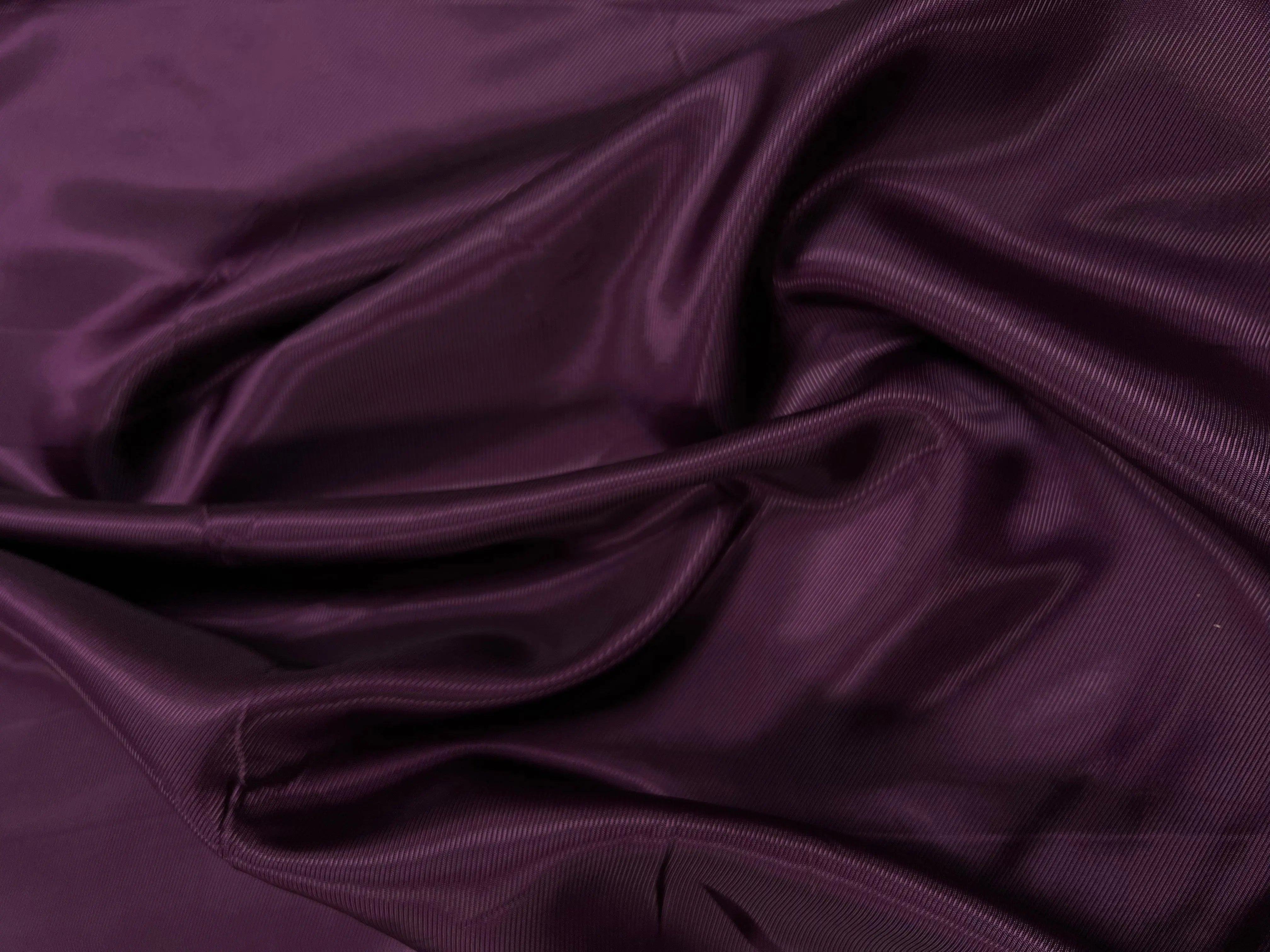 SATIN VISCOSE PRUNE - coupon de tissu de 3 mètres - My Little Coupon - tissu - coudre
