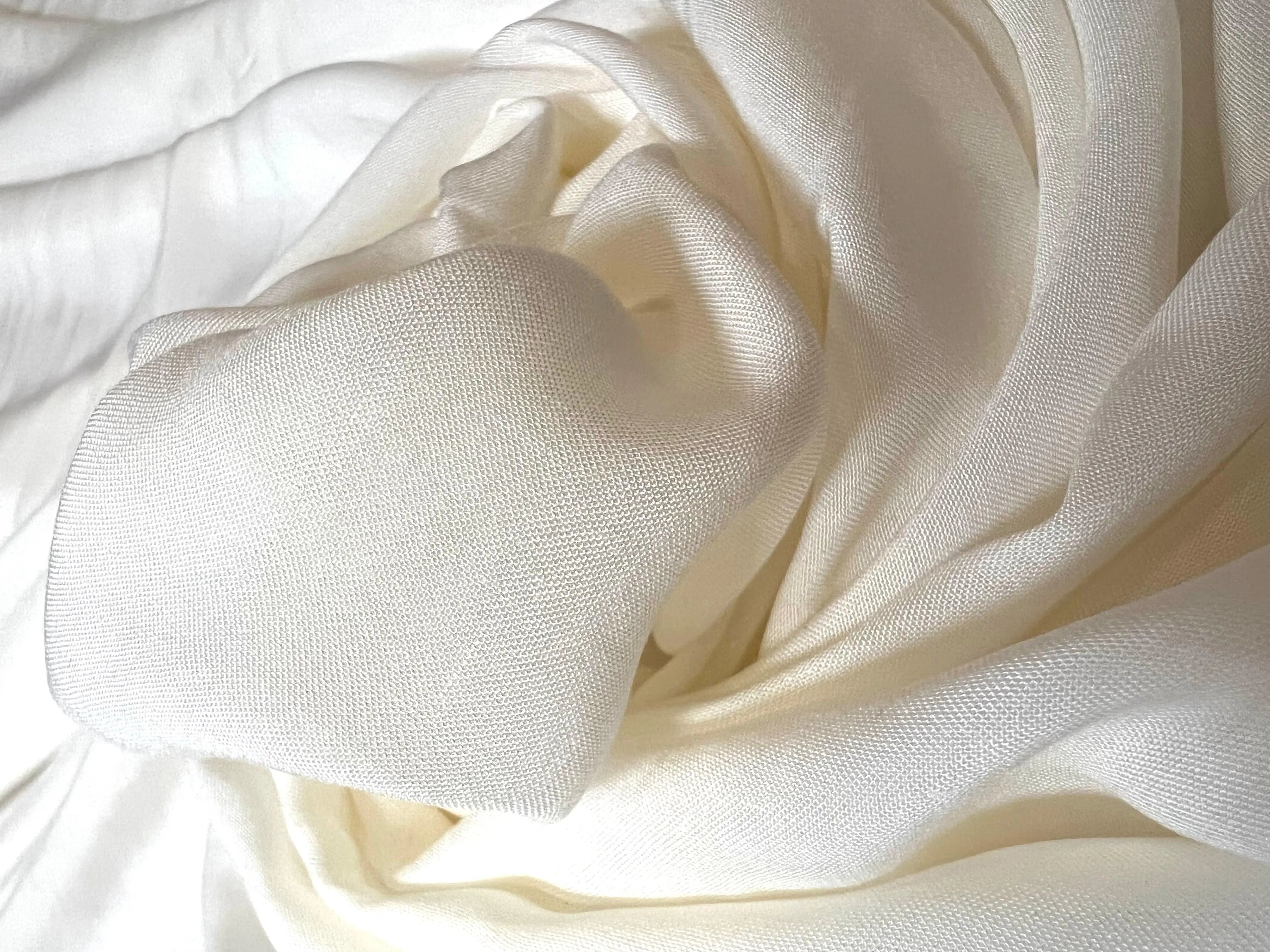VOILE VISCOSE BLANC CASSÉ 100% VISCOSE - coupon de 3 mètres - My Little Coupon - tissu - coudre
